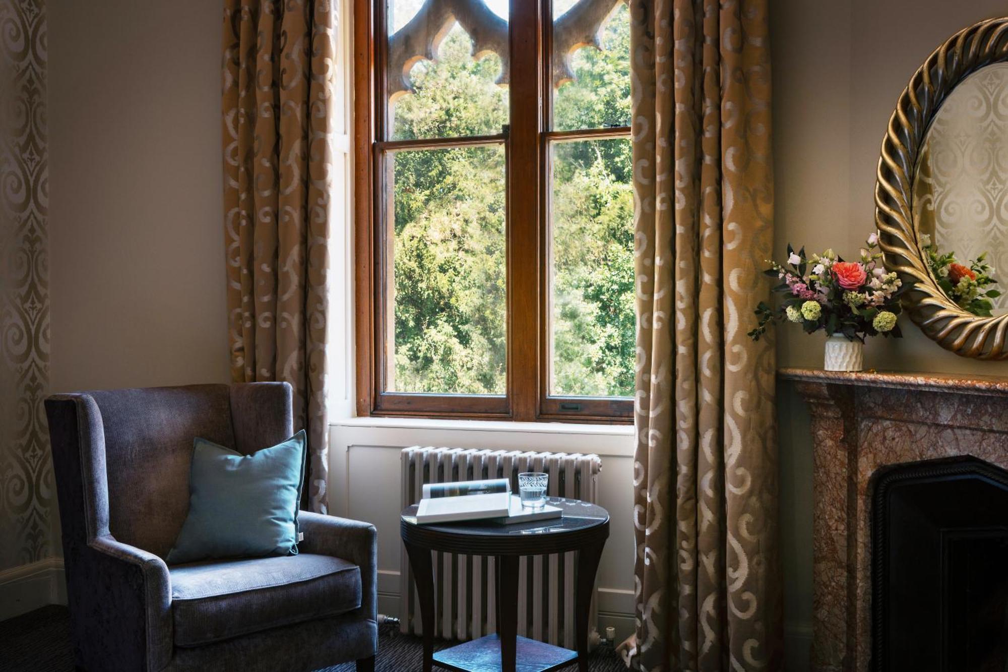 Superior Room Feature